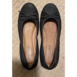 Josef Seibel Black Flats Size 37 (6-6.5)